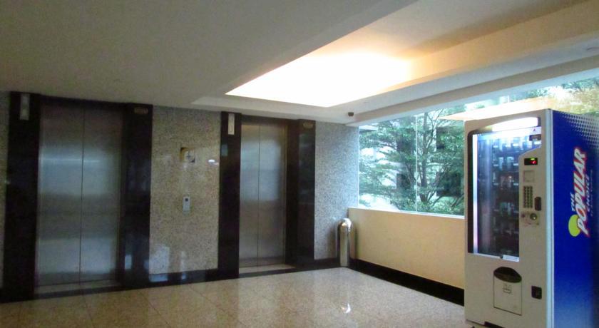 Hilton Garden Inn Singapore Serangoon Extérieur photo