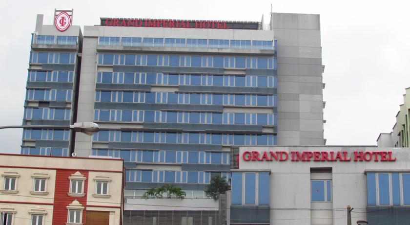 Hilton Garden Inn Singapore Serangoon Extérieur photo